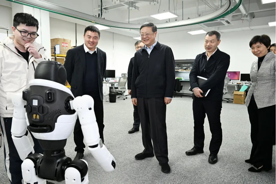 上海市委书记陈吉宁专题调研PG机器人